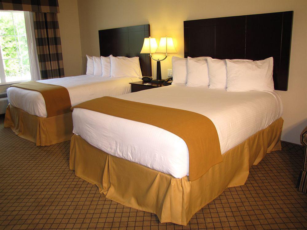 Holiday Inn Express Hotel & Suites Kilgore North By Ihg Room photo